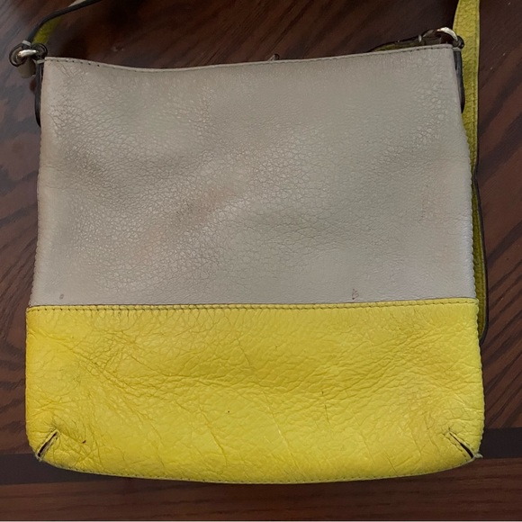 Tropical Kate - Picture 2 of 3